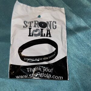 Strong is the new skinny rubber bracelet - new
